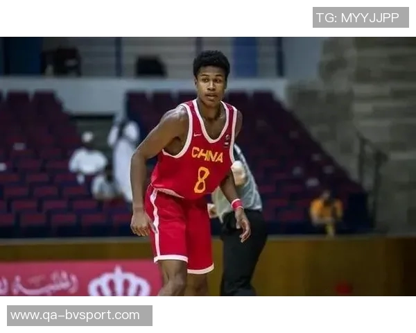 四川教练组集体罢工球员自发训练并将于周五前往青岛体测