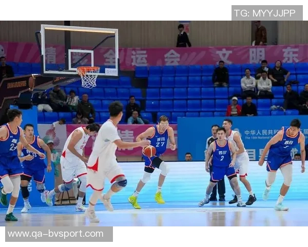 四川男篮今日顺利完成体测每天安排四个队伍从早到晚进行训练