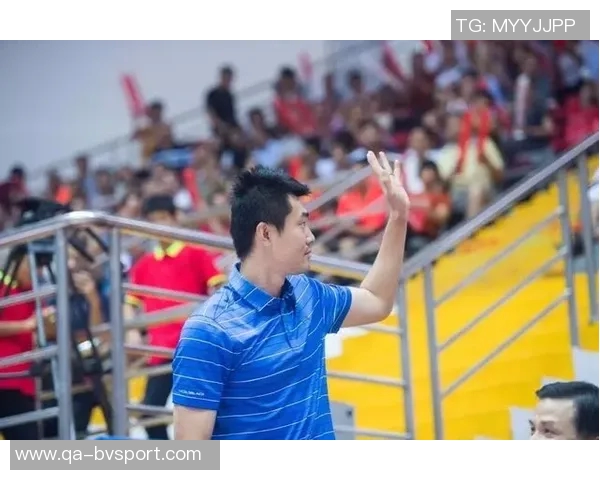 篮网队抵达澳门备战中国赛名宿卡特亲临助阵激励球员 篮网队抵达澳门备战中国赛名宿卡特亲临助阵激励球员