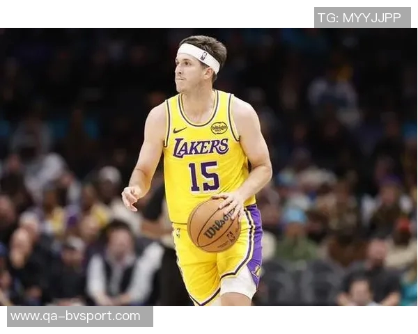 里夫斯闪耀湖人历史成就单场20次罚球新里程碑追平浓眉科比传奇