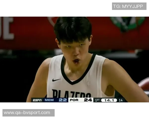 杨瀚森逐渐适应高强度比赛展现出色表现赢得球迷赞誉